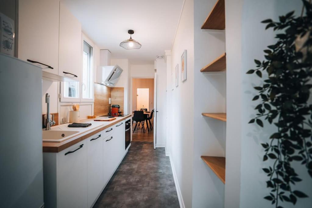 Le Bertrand • Le Raffinement En Coeur De Ville Châteauroux Esterno foto