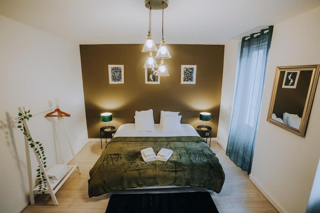 Le Bertrand • Le Raffinement En Coeur De Ville Châteauroux Esterno foto